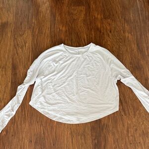 all in motion lavender Long-Sleeve Cropped Crewneck Tee